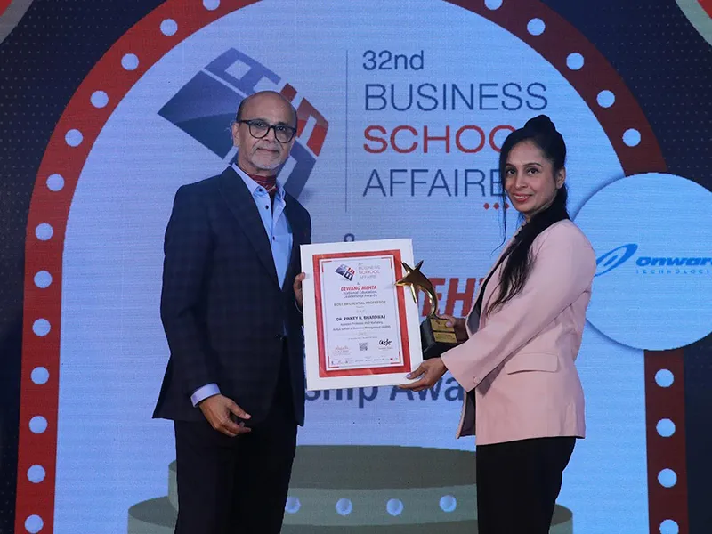 National Education Leadership Awards Dr.Pinkey N.Bhardwaj